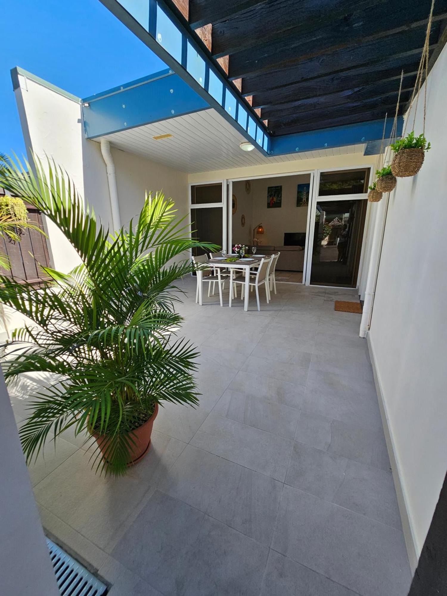 Вилла Cozy House In A Private Complex Paea Экстерьер фото